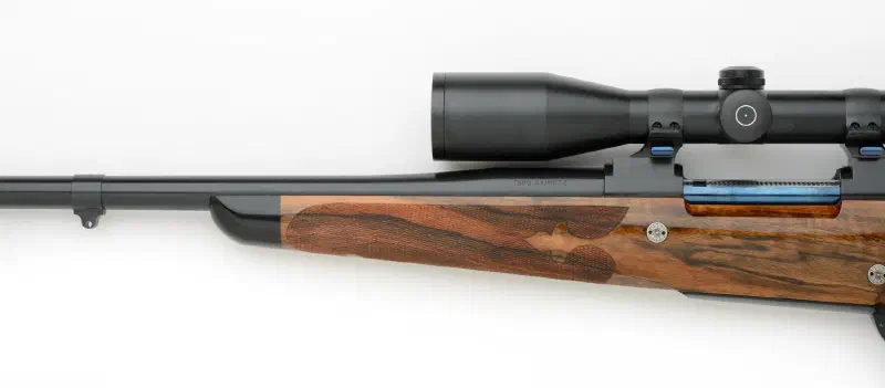 Todd Ramirez 7mm LH Weatherby Custom Rifle with Fleur-de-lis Checkering